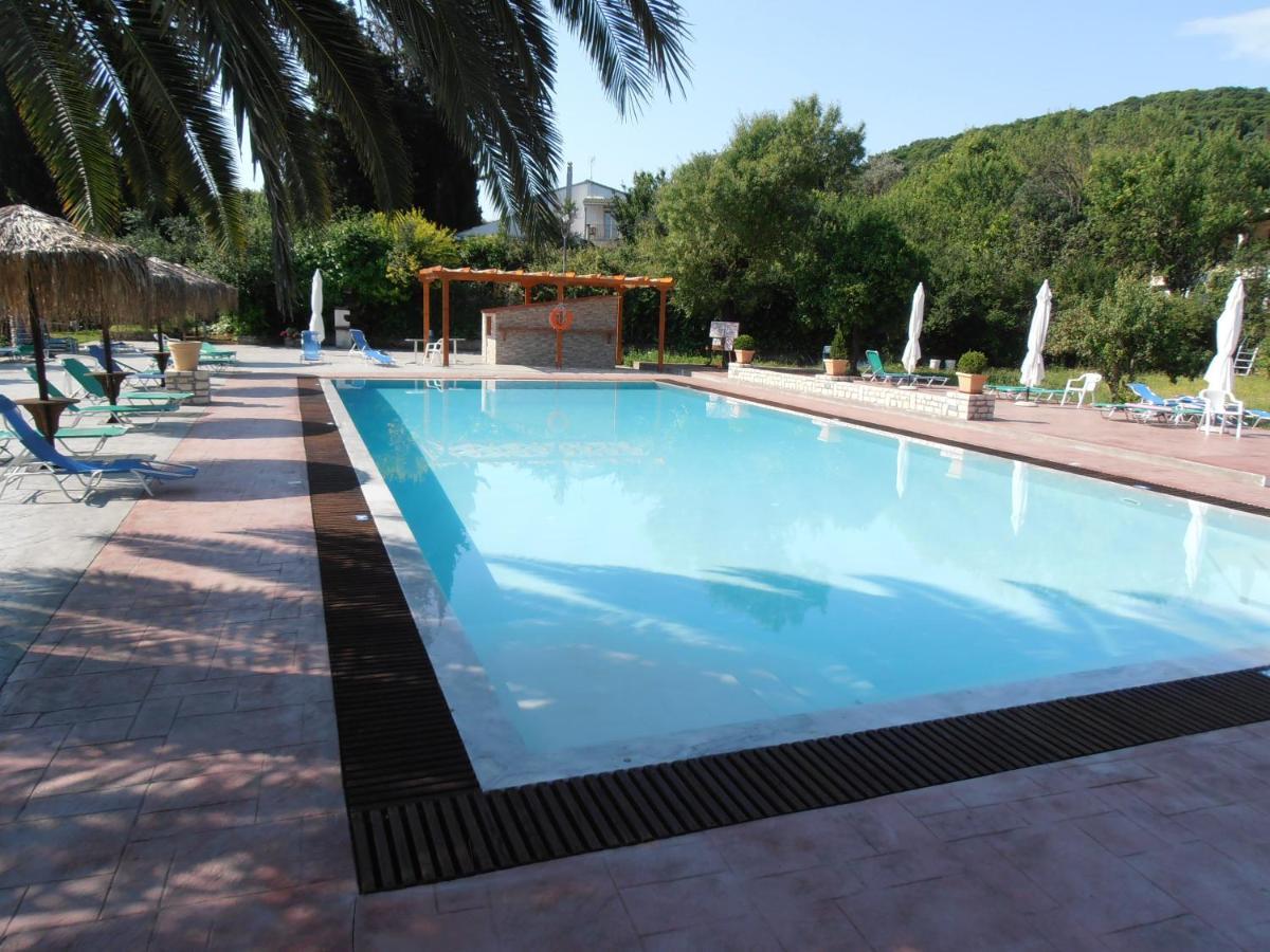 Отель Frosini Gardens Кассиопи Экстерьер фото